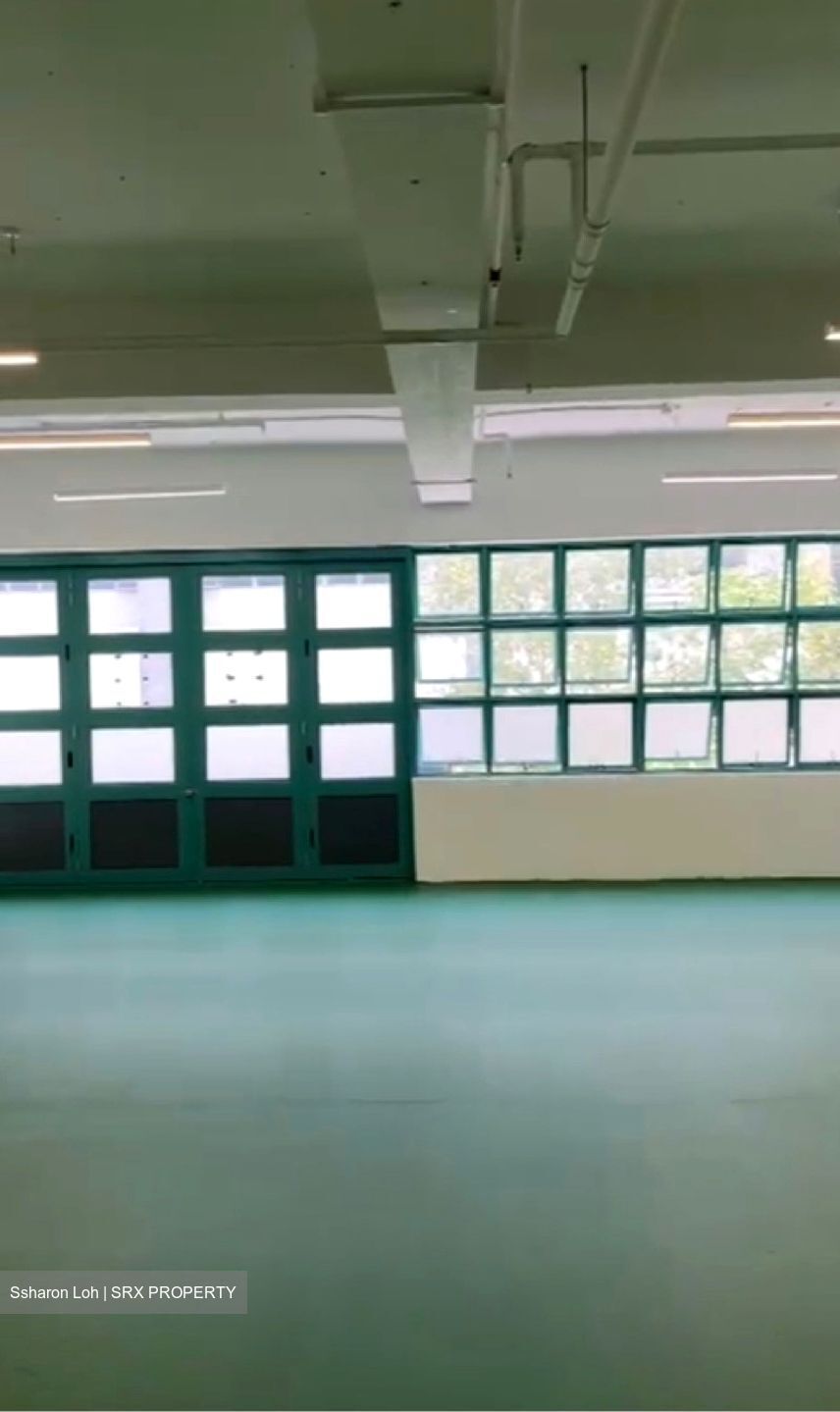 Gordon Industrial Building (D14), Factory #550610751